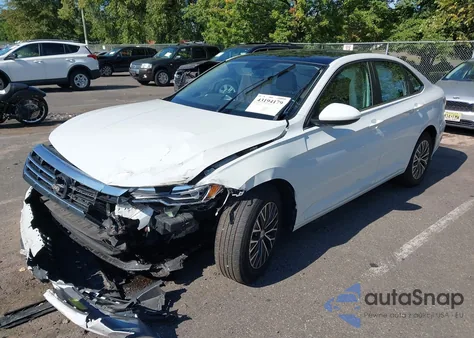 2019 Volkswagen Jetta 1.4T R-Line/1.4T S/1.4T Se from USA, damaged, VIN 3VWC57BU9KM120982